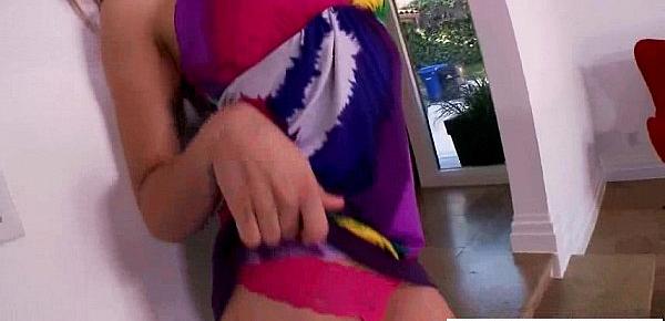  (sara luv) Solo Girl Play On Cam WIth All Kind Of Sex Things vid-26